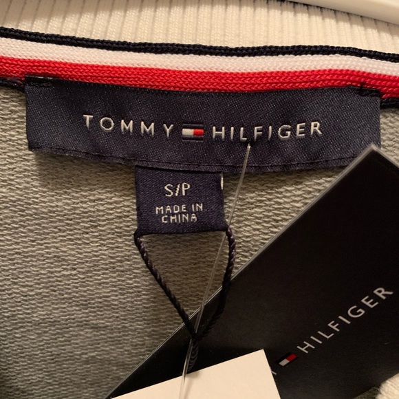 NEW Tommy Hilfiger Varsity Bomber Jacket NWT - Picture 9 of 9